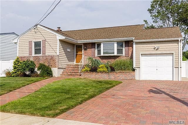 1st image of 2553 Bedell St
