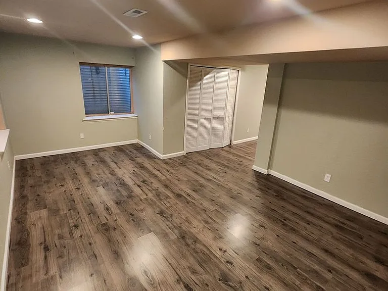 4556 Gunbarrel Dr — Photo 18