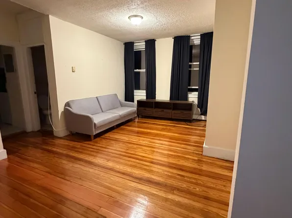 31 Gay Head St #3, Boston, MA 02130