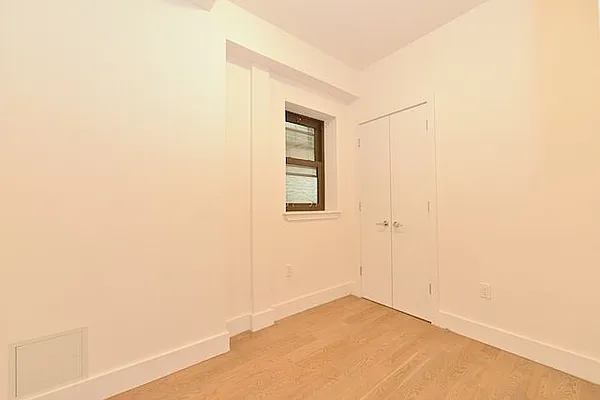 Rented by REAL New York | media 6