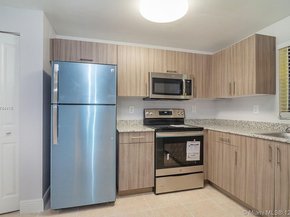 1st image of 2011 NW 55th Ave APT 111