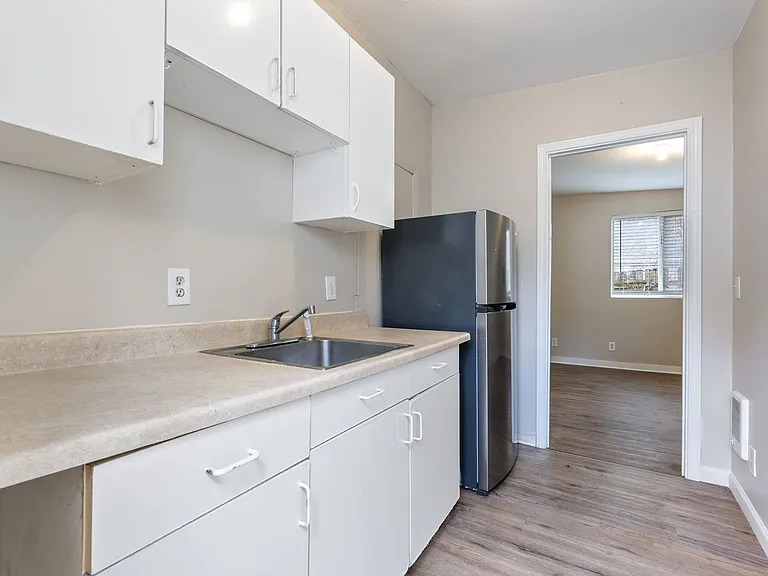 Ainsworth St - Rooms for Rent — Photo 1