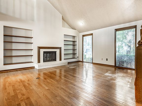 2nd image of 8112 Sequoia Ct