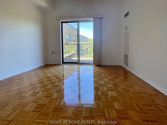 3rd image of 2506 Rutherford Rd #501