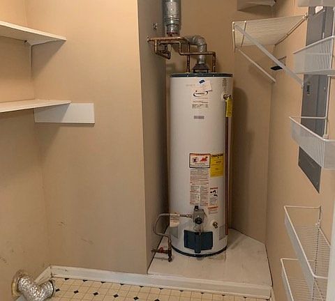 3rd image of 2924 C Mulberry Ln