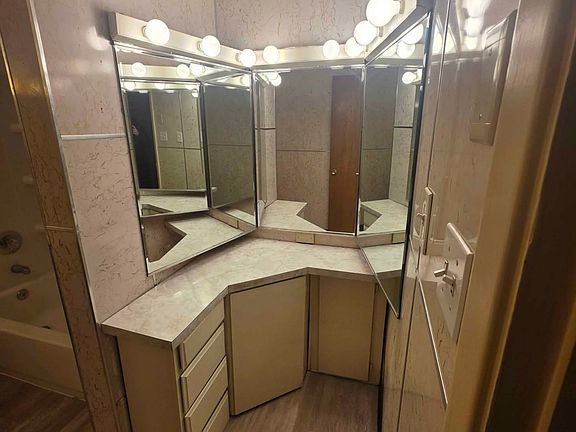 5th image of 2802 W 30th Ave APT 3