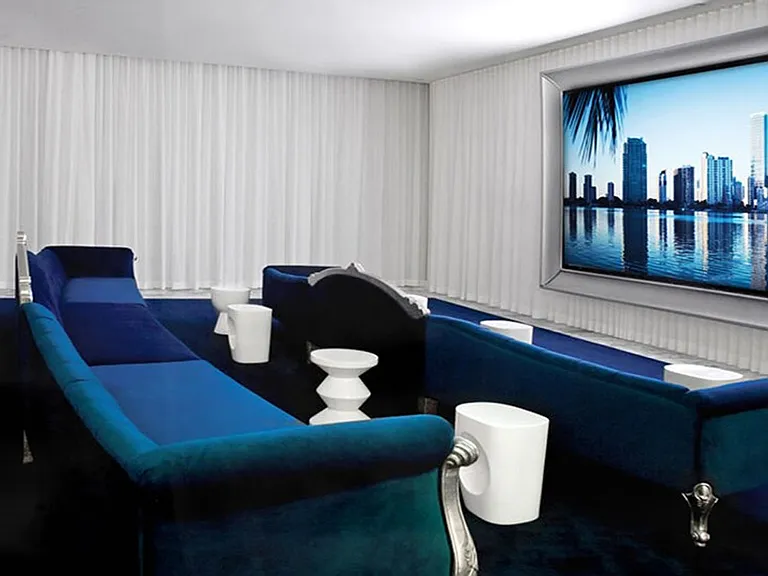 Building's Lounge