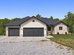 385 Plumtree Dr, Ozark, MO 65721