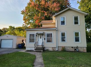 104 Phoenix St, Canandaigua, NY 14424