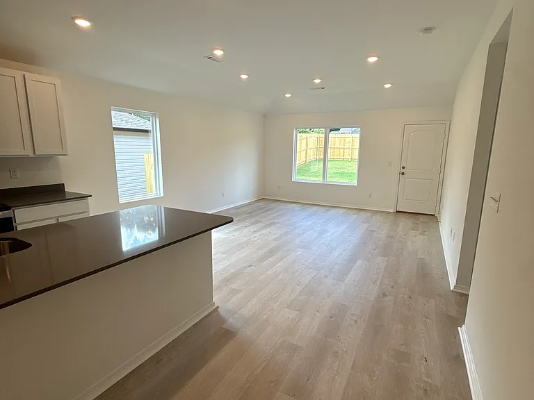1056 Raven Walk Dr — Photo 6