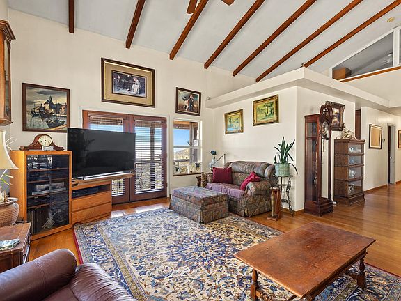 4th image of 188 Patton Peak Rd