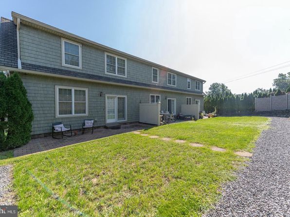 683 Easton Rd #A