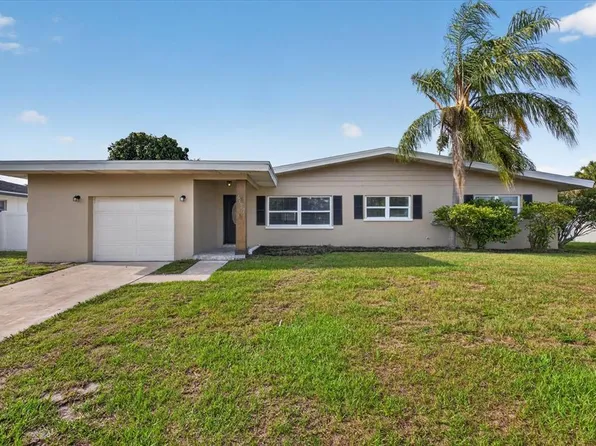 2239 Duncan Dr, Belleair Bluffs, FL 33770