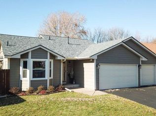 4580 Heather Ridge Rd N, Oakdale, MN 55128