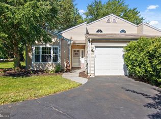 49 Kern Dr, Perkasie, PA 18944