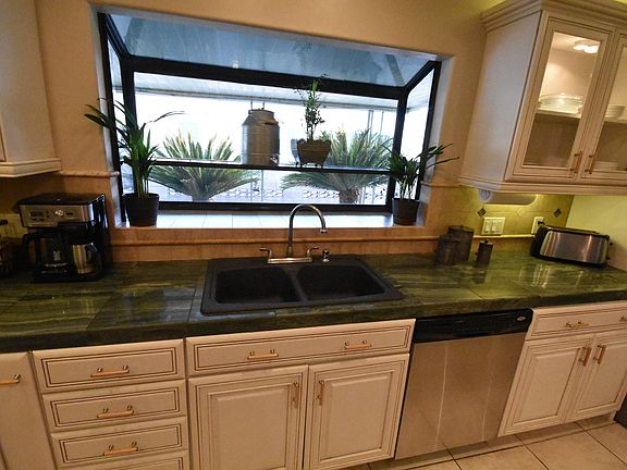 5th image of 1215 Brentwood Way #0000