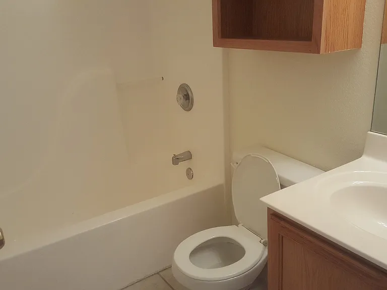 3408-3410 Squirrel Dr — Photo 18