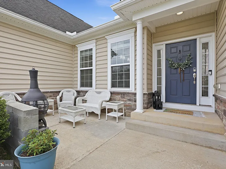 320 Timber Mill Ln — Photo 6