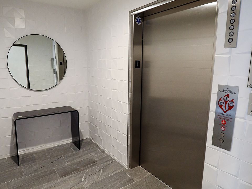 Lobby Elevator