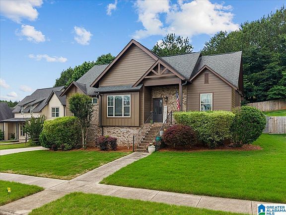 3rd image of 2186 Clairmont Dr