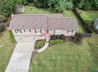 1217 Briar Hollow Trl SE, Huntsville, AL 35802