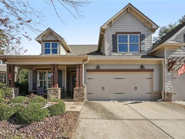 102 Woodsdale Dr, Canton, GA 30114