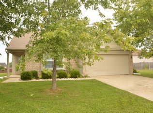 106 Lee Ct, New Whiteland, IN