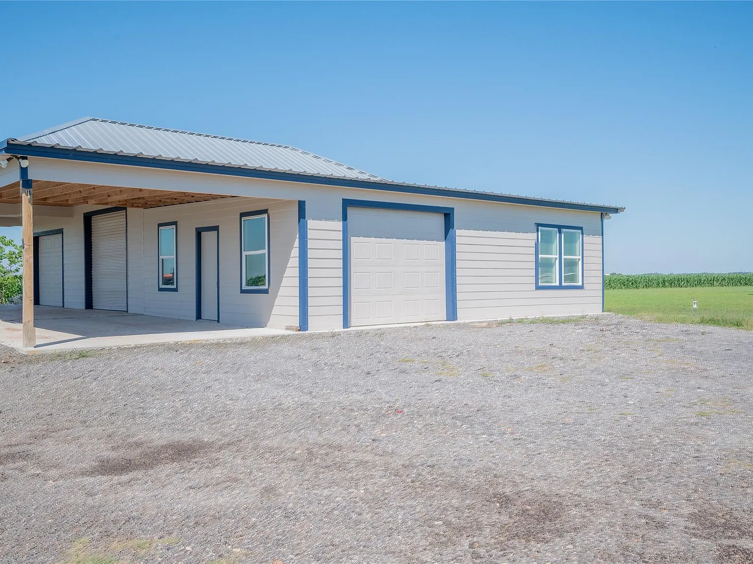 1 bed, 1.0 bath, 1100 sqft, $1,300 — Photo 3
