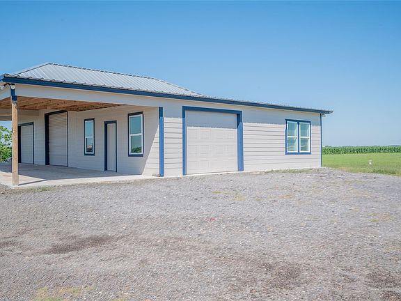 2nd image of 1015 Fm 960 Rd