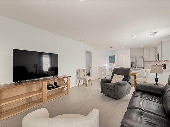 5th image of 1352 Wedgeleaf Ln