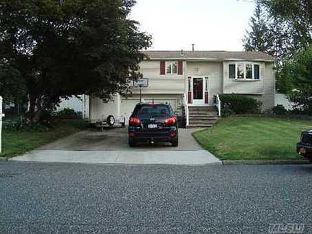 1st image of 12 Strauss Ave