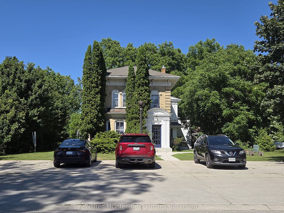 1st image of 467 Green St