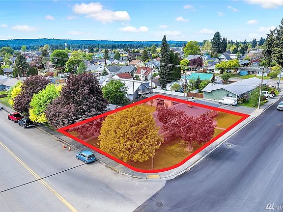 3rd image of 1929 2nd St