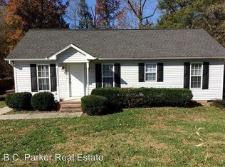 1910 Cedar Ridge Dr, Burlington, NC 27217