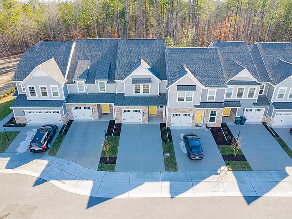 5th image of 18309 Palisades Ct