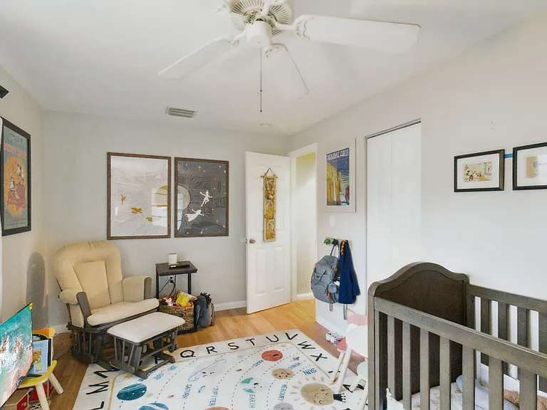 614 N 7th St — Photo 18