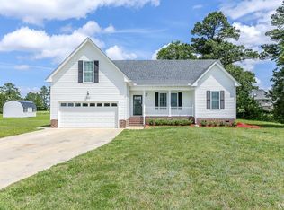 102 Blimp View Dr, Elizabeth City, NC 27909