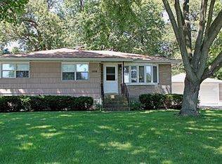 1894 182nd St, Lansing, IL 60438