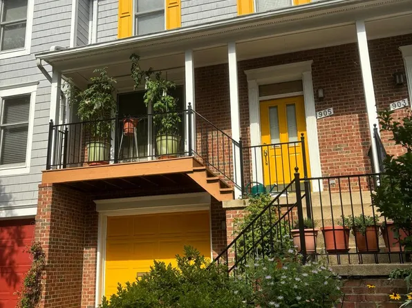 905 N Garfield St, Arlington, VA 22201