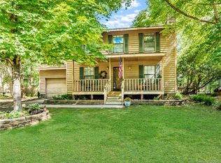 11208 Sundown Ln, Charlotte, NC 28226