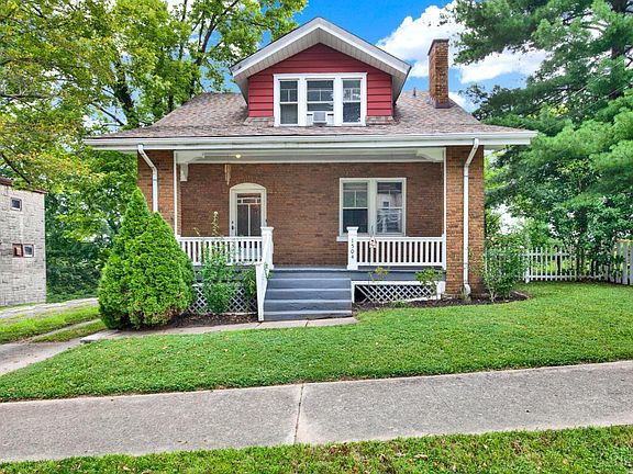 2nd image of 1504 Aster Pl