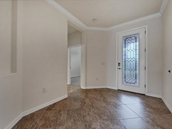 4th image of 10164 Crooked Creek Dr