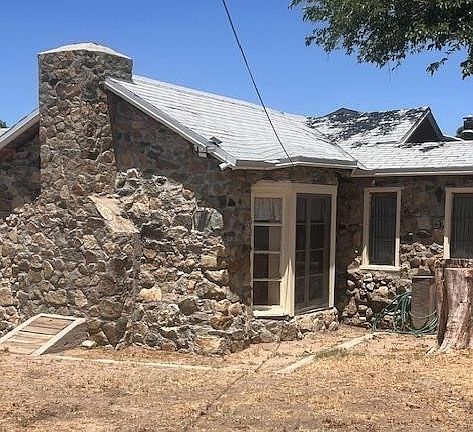 3rd image of 4050 El Roblar St