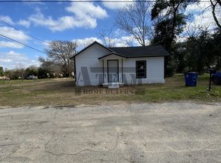 801 Walnut St, Trinidad, TX 75163