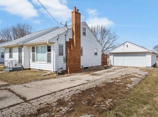 6425 Lafayette Rd, Raymond, IA 50667