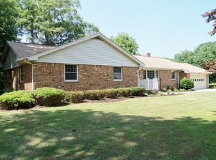 1728 Whiteside Ln, Virginia Beach, VA 23454