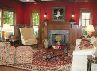 148 N Main St, Glen Ellyn, IL