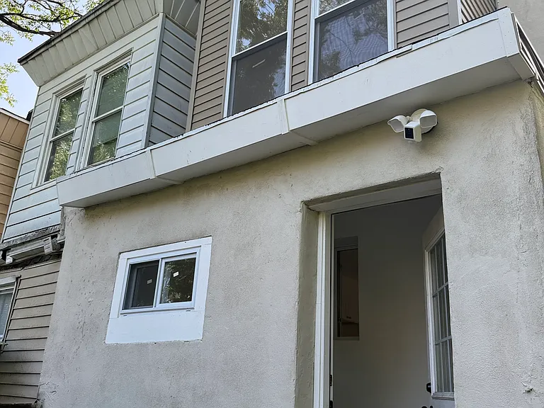 2235 N Van Pelt St — Photo 27