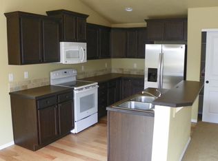 2787 NE Spring Water Pl, Bend, OR 97701