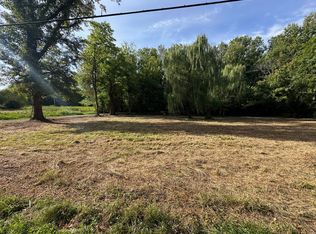 3239 Mud Cat Rd, Cedar Hill, TN 37032